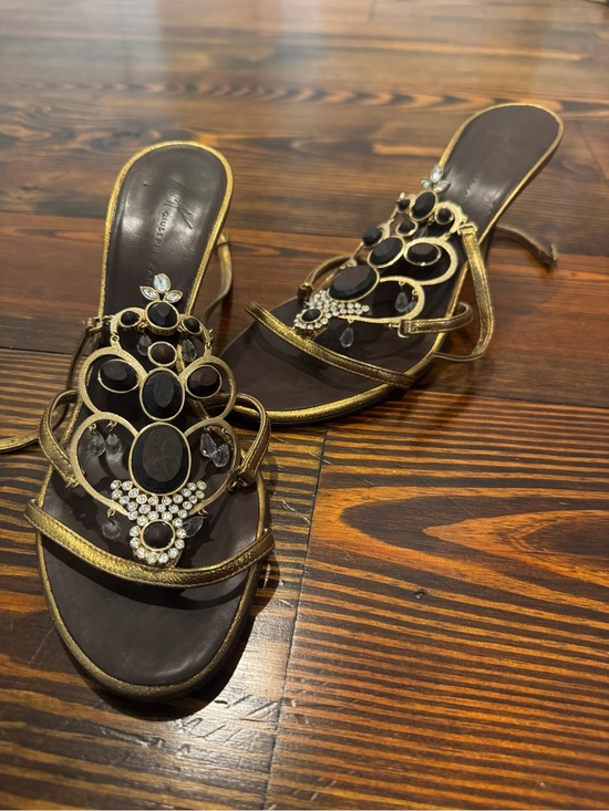 Giuseppe Zanotti Shoes - Women’s Giuseppe Zanotti Crystal/Gold Embellished Brown Gold Sandals Size 36 1/2